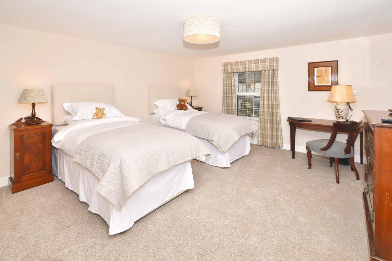 The Royal Oak Otel Biddulph  Dış mekan fotoğraf